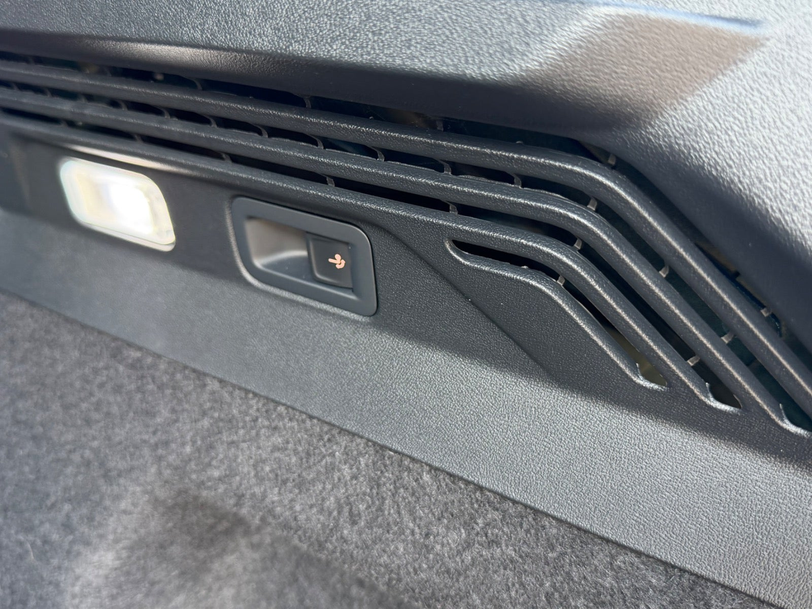 Blå VW ID.5 fra 2025