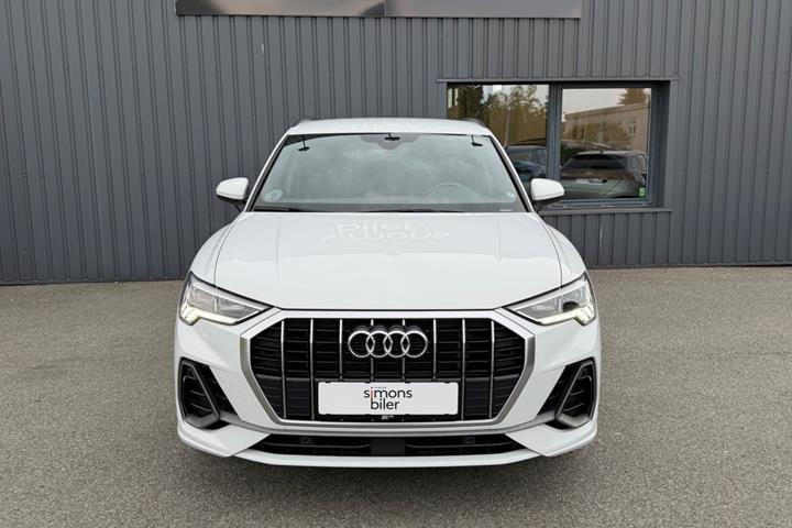 Hvid Audi Q3 fra 2021