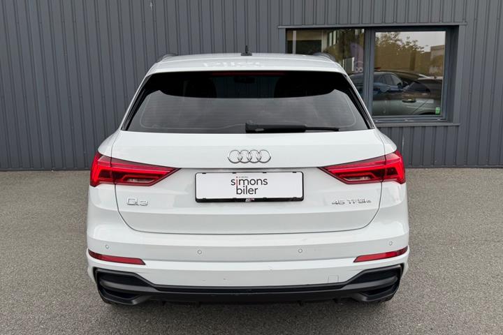 Hvid Audi Q3 fra 2021