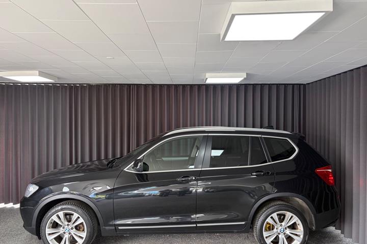 Sort BMW X3 fra 2011