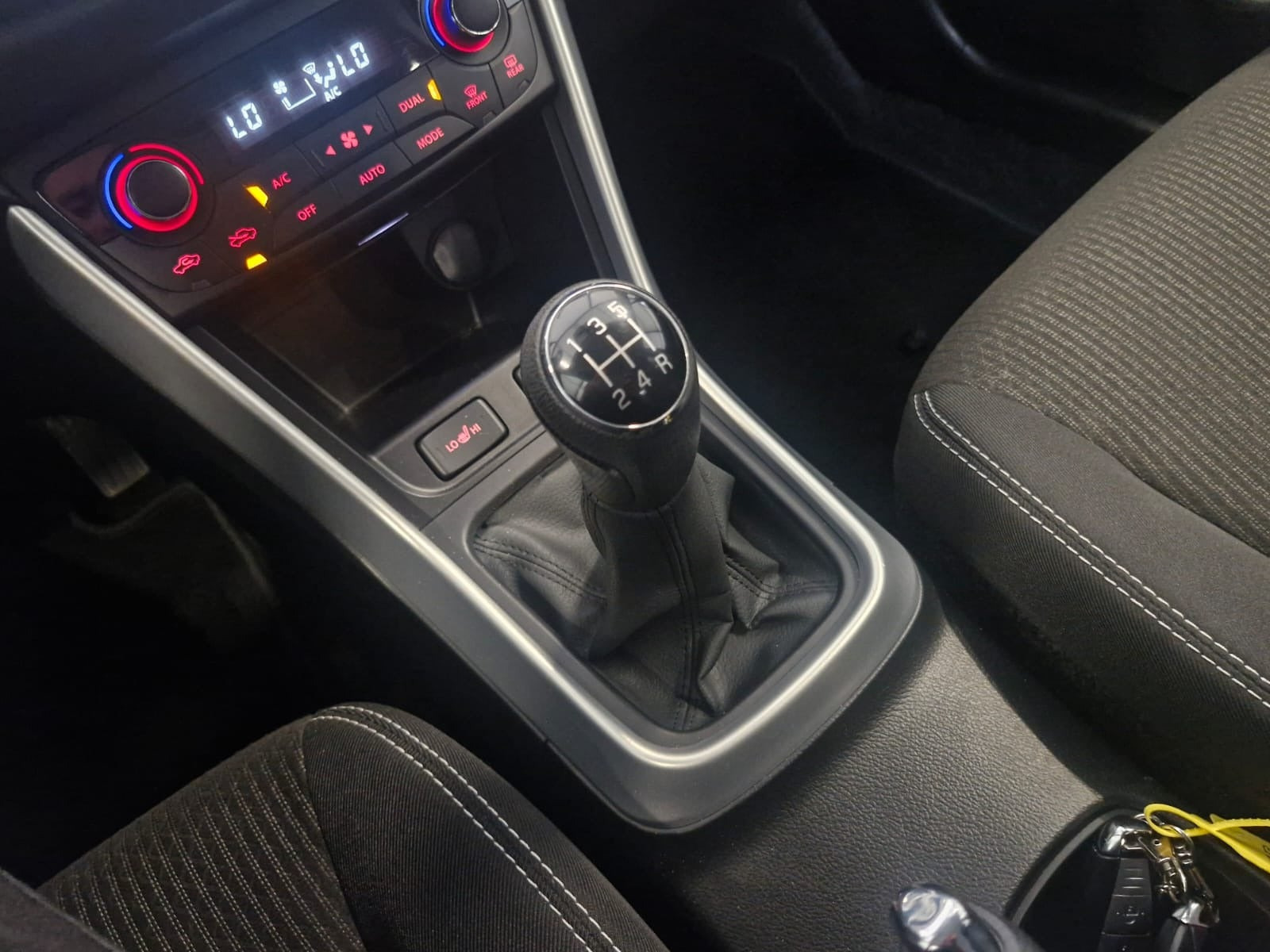 Blå Suzuki S-Cross fra 2016