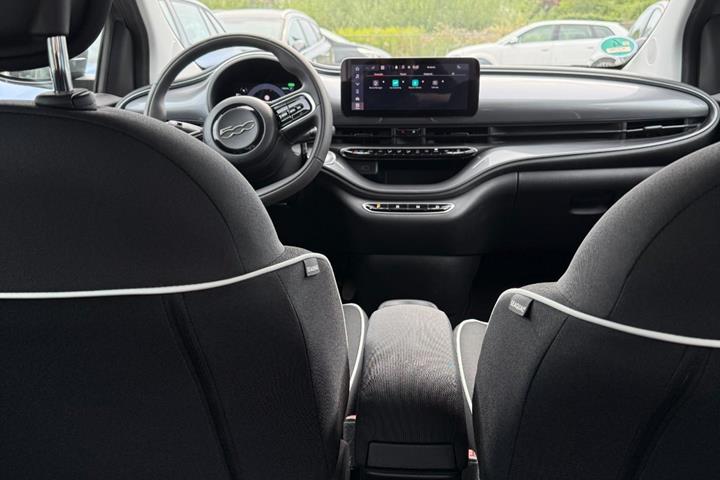 undefined Fiat 500e fra 2023