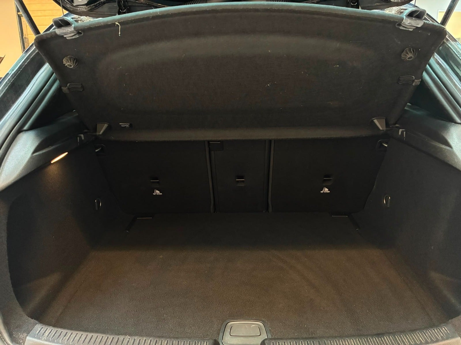 Sort Mercedes A200 fra 2022