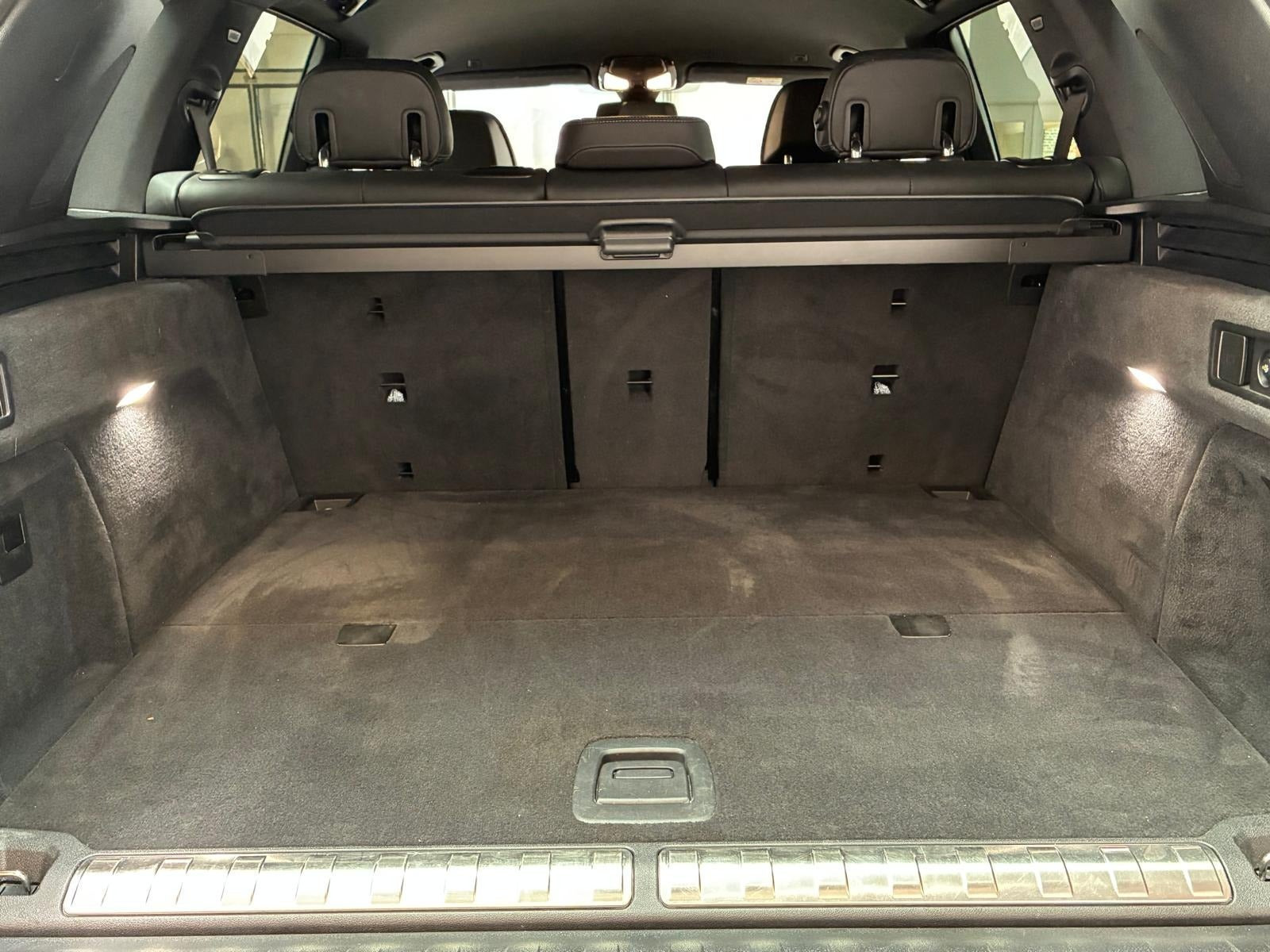 Sort BMW X5 fra 2023