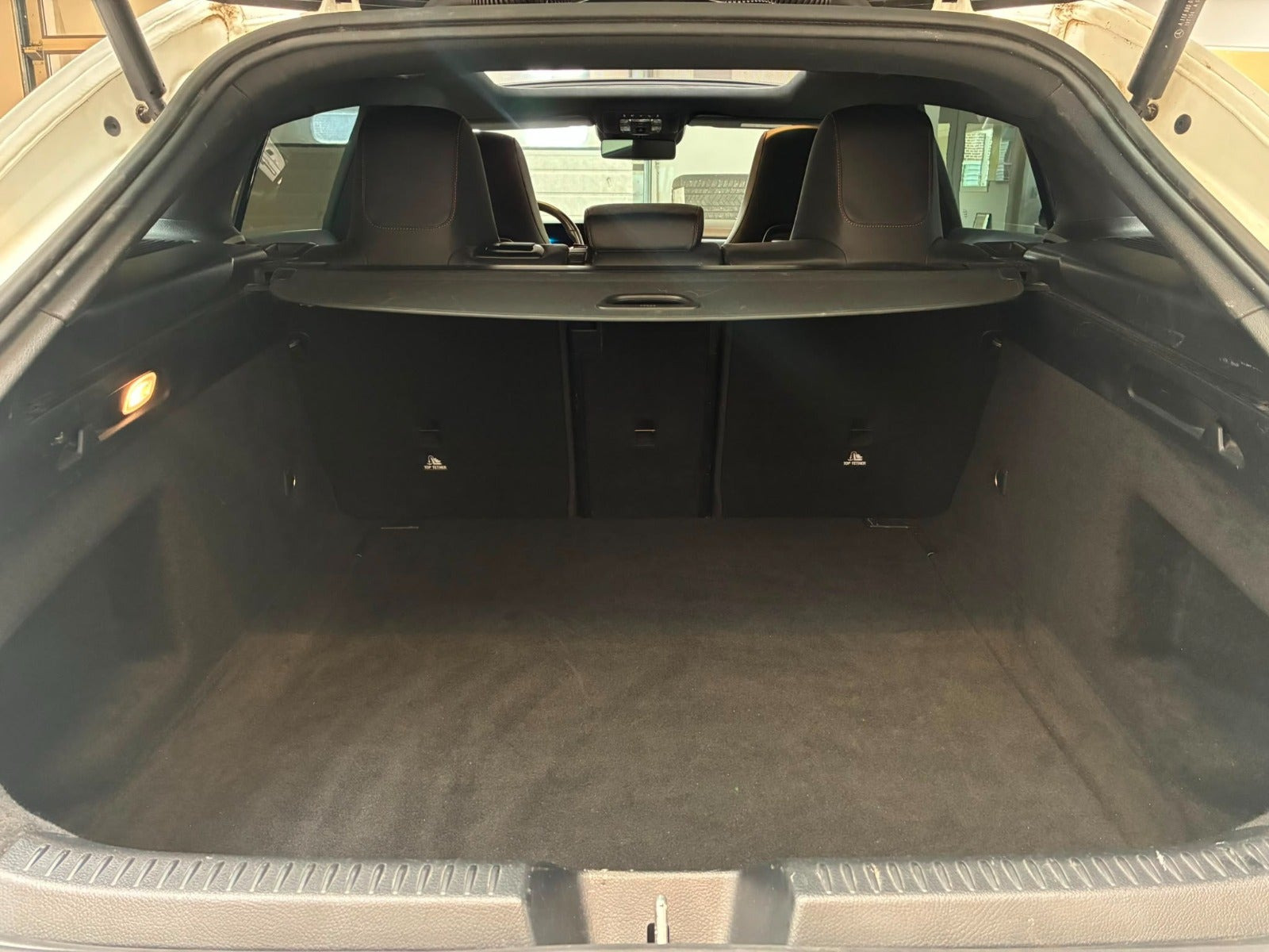 Hvid Mercedes CLA35 fra 2020