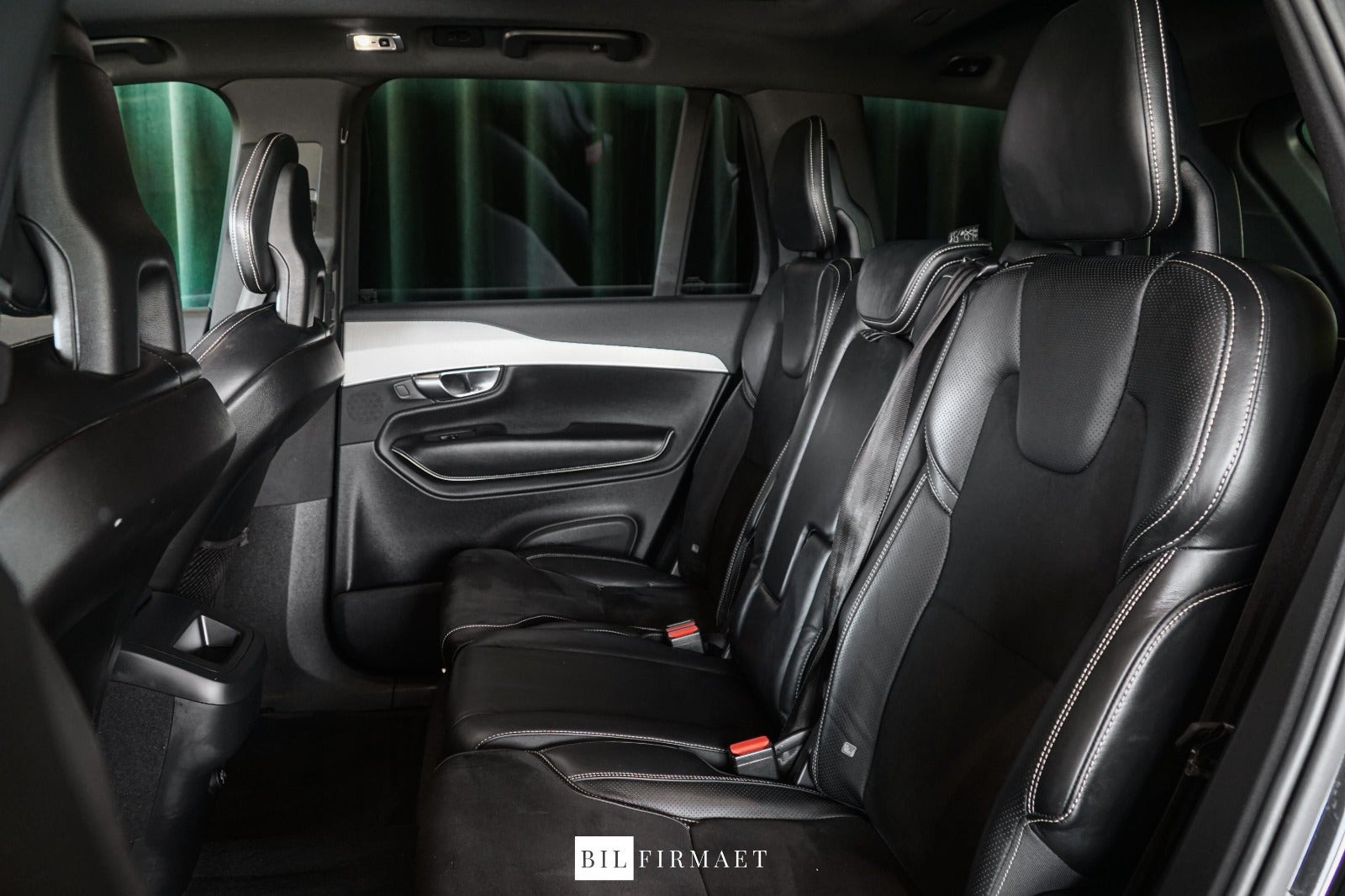 Sort Volvo XC90 fra 2018