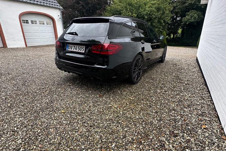 Sort Mercedes C220 d fra 2018