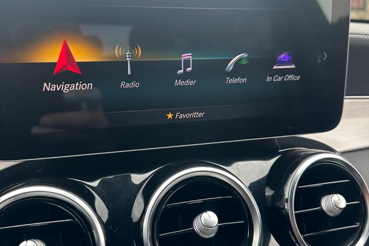 Sort Mercedes C220 d fra 2018