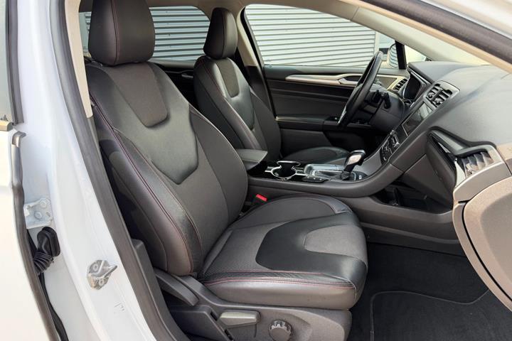 undefined Ford Mondeo fra 2017