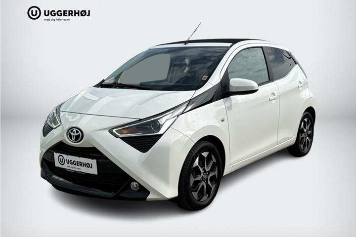 Hvid Toyota Aygo fra 2021
