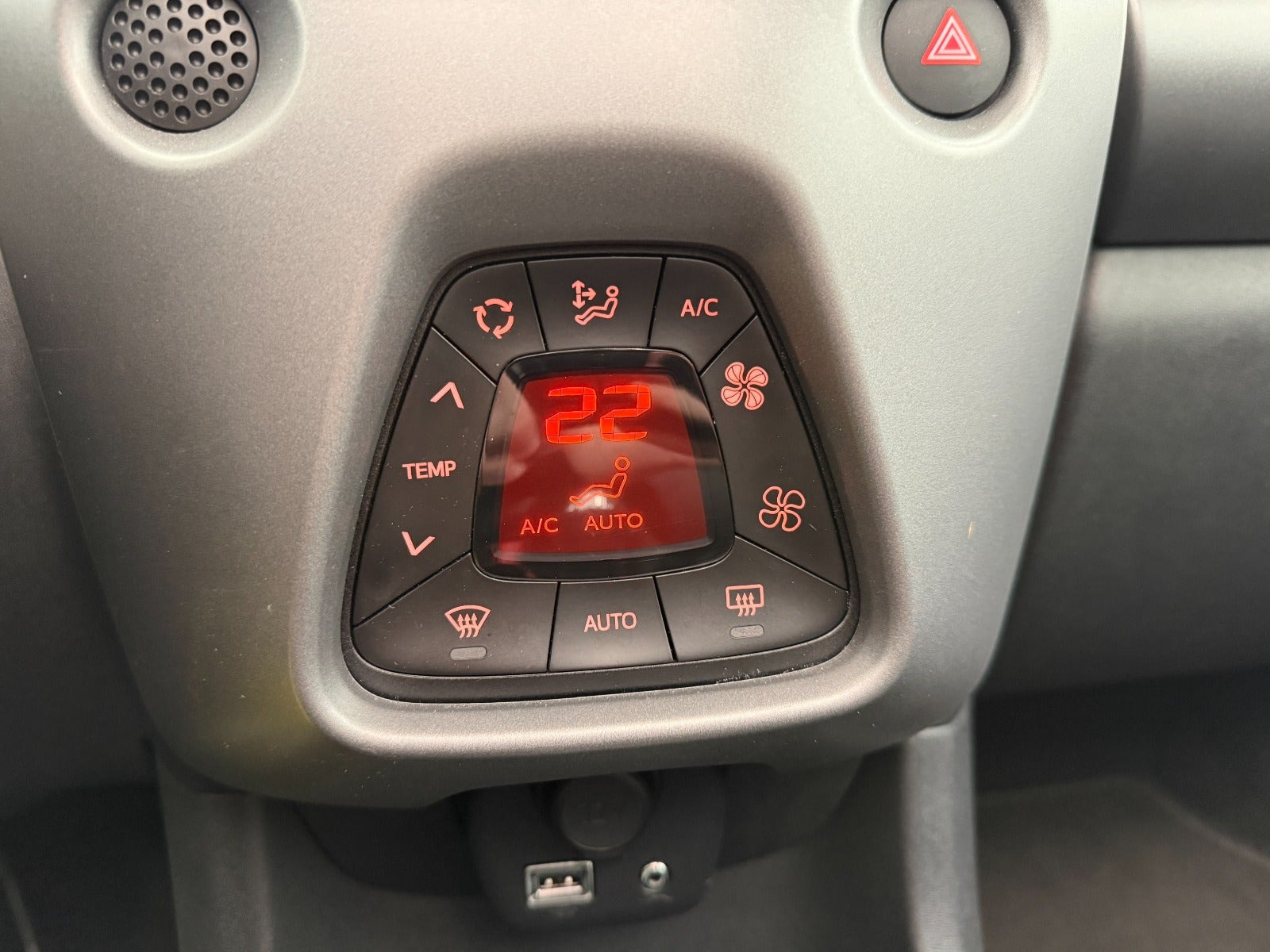 Hvid Toyota Aygo fra 2021
