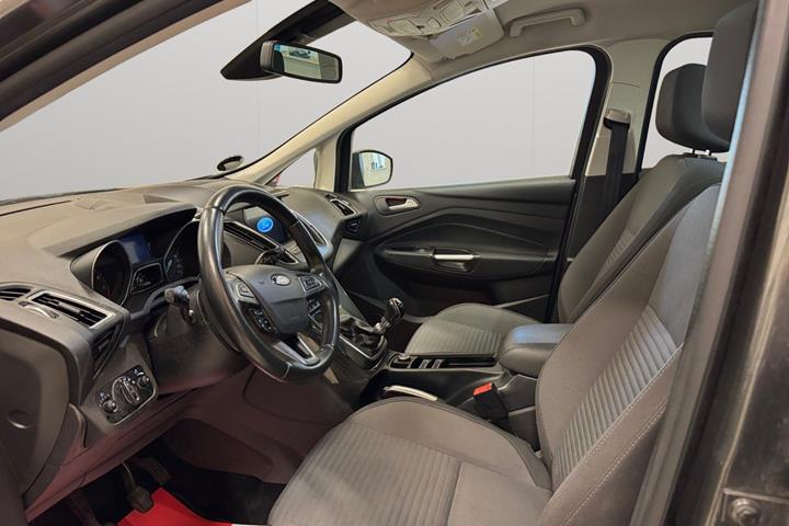 Grå Ford C-MAX fra 2017