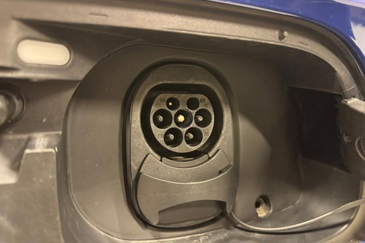 Blå VW ID.5 fra 2022