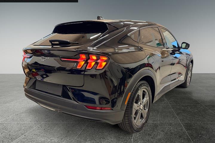 Sort Ford Mustang Mach-E fra 2022