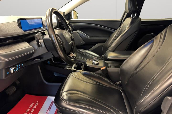 Sort Ford Mustang Mach-E fra 2022