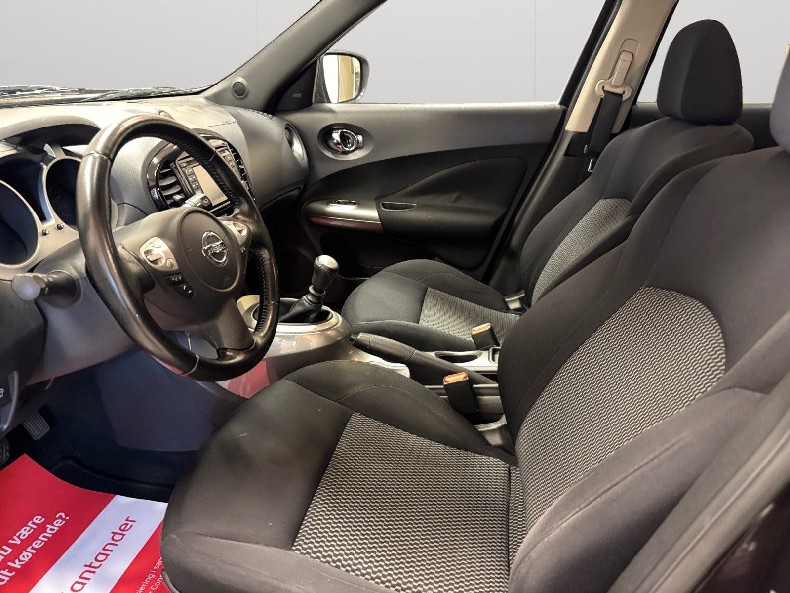 Brun Nissan Juke fra 2011