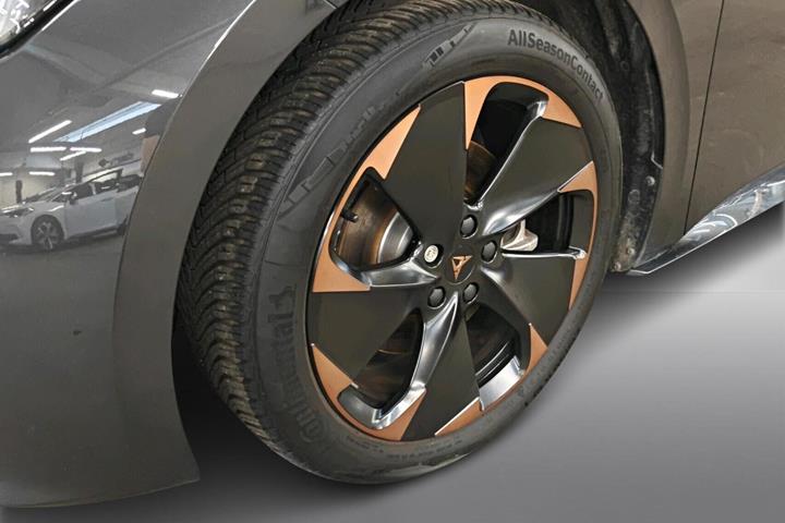 Grå Cupra Born fra 2024