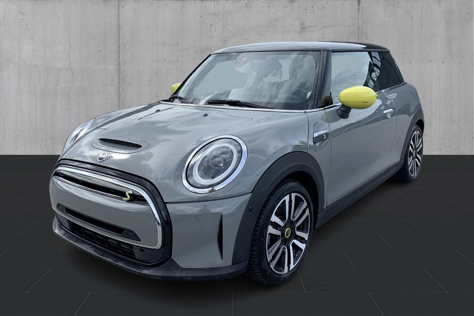 Grå Mini Cooper SE fra 2023
