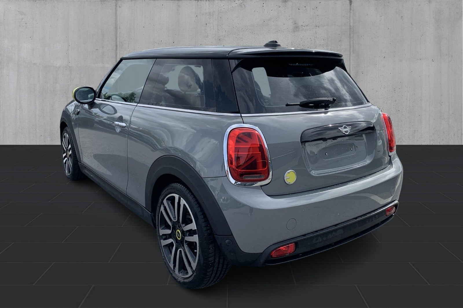 Grå Mini Cooper SE fra 2023