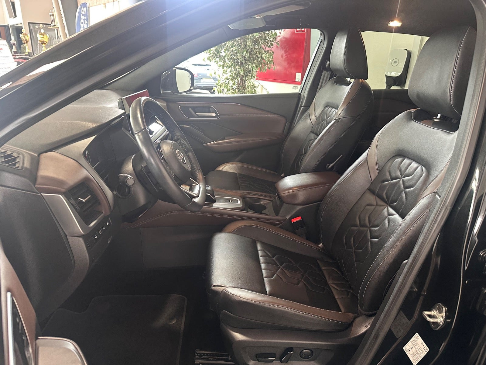 Sort Nissan Qashqai fra 2025