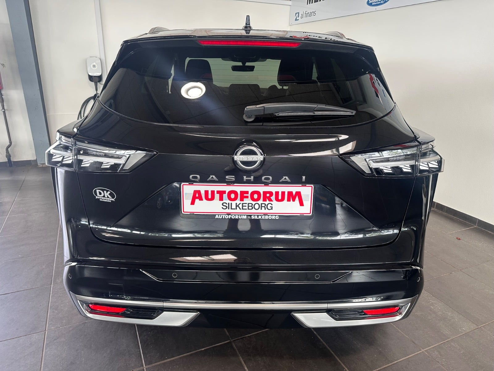 Sort Nissan Qashqai fra 2025