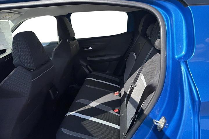 Blå Opel Frontera fra 2025