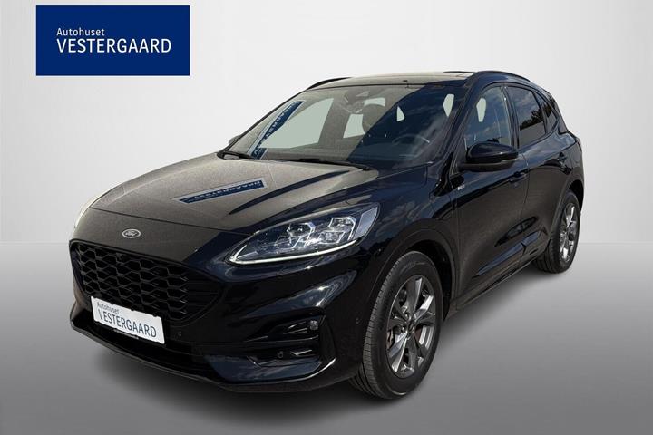 Sort Ford Kuga fra 2020 set udefra