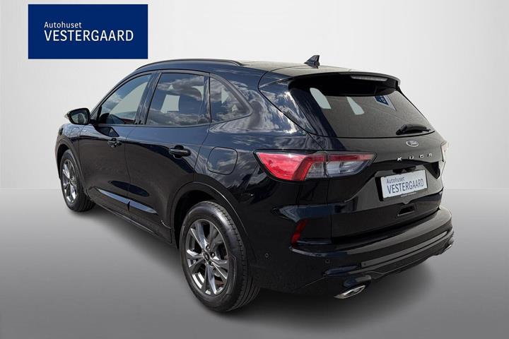 Sort Ford Kuga fra 2020