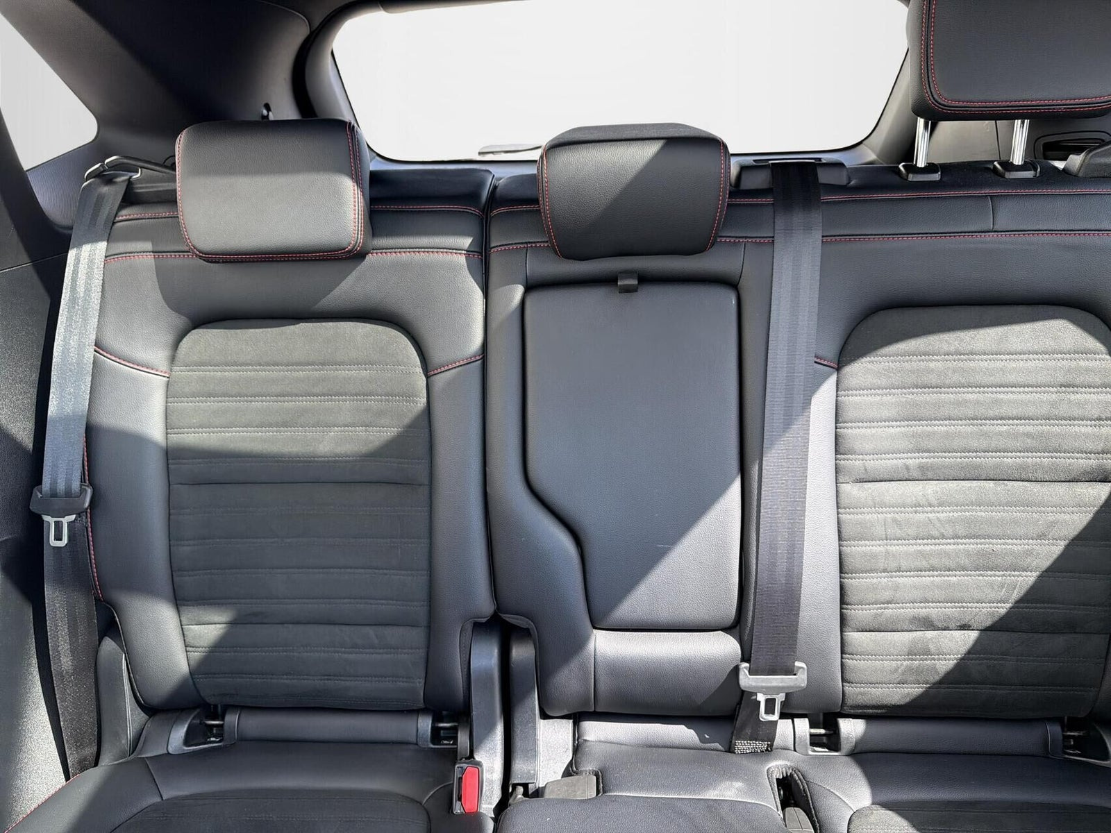 Sort Ford Kuga fra 2020