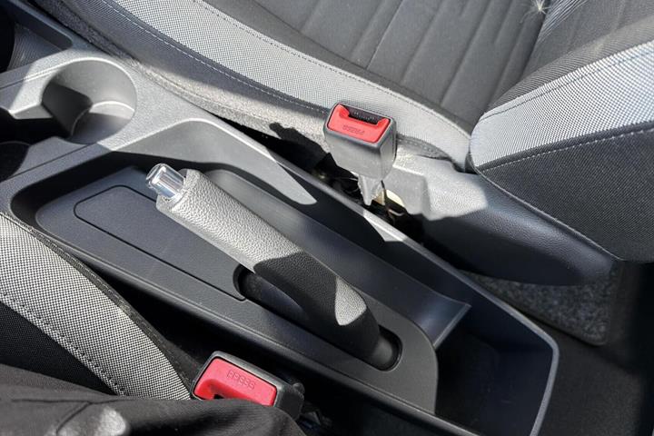 Hvid Hyundai i10 fra 2021