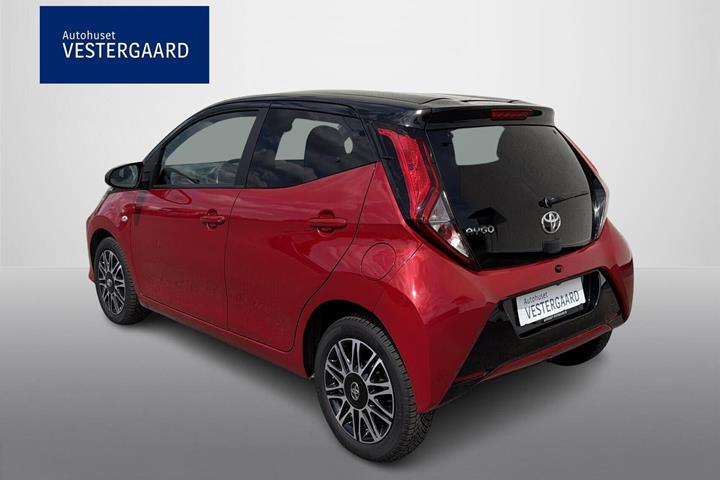 Rød Toyota Aygo fra 2020