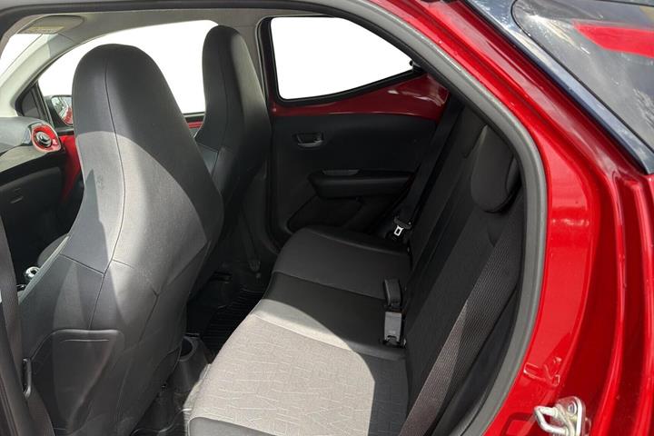 Rød Toyota Aygo fra 2020