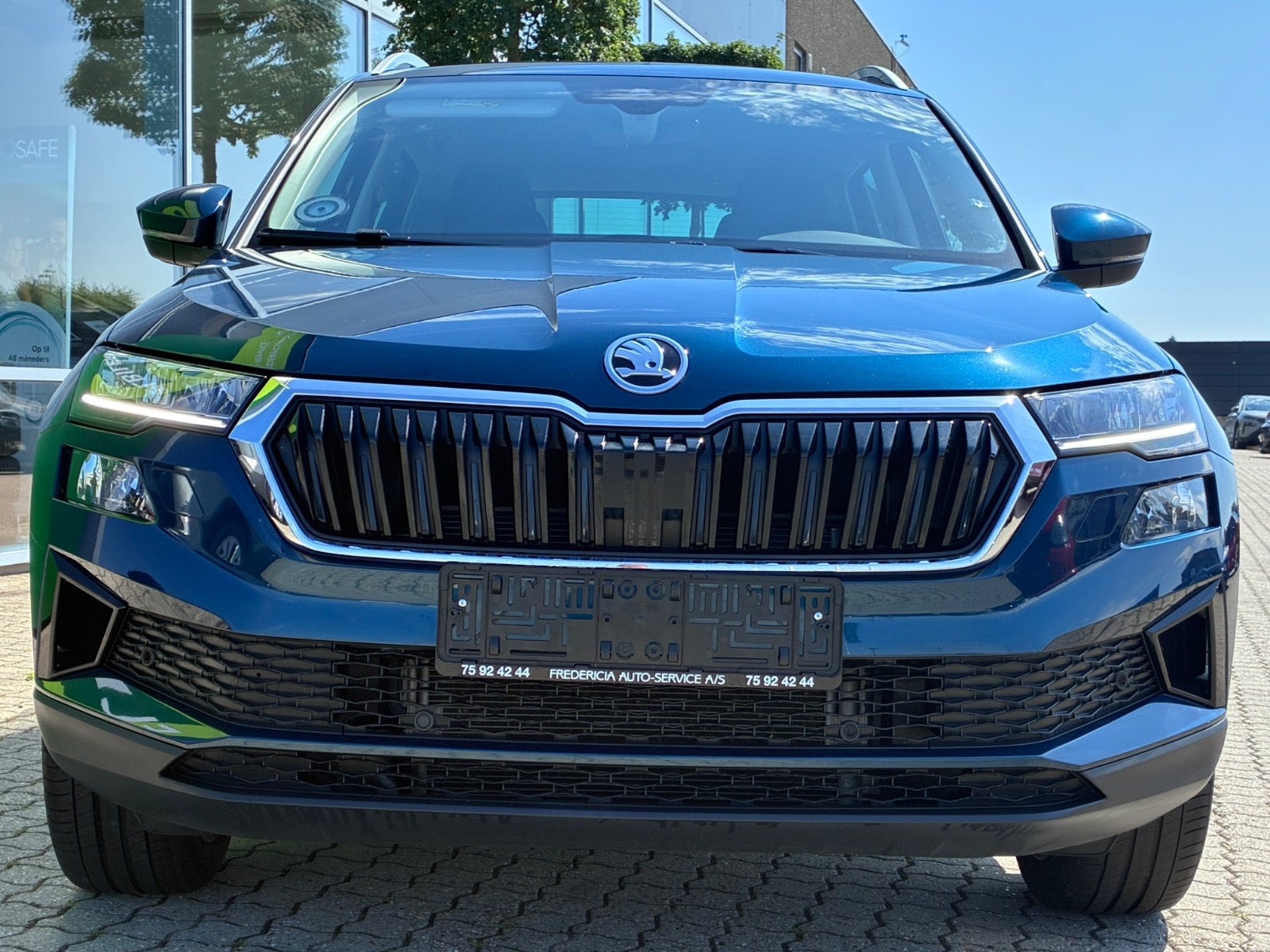 Blå Skoda Karoq fra 2022