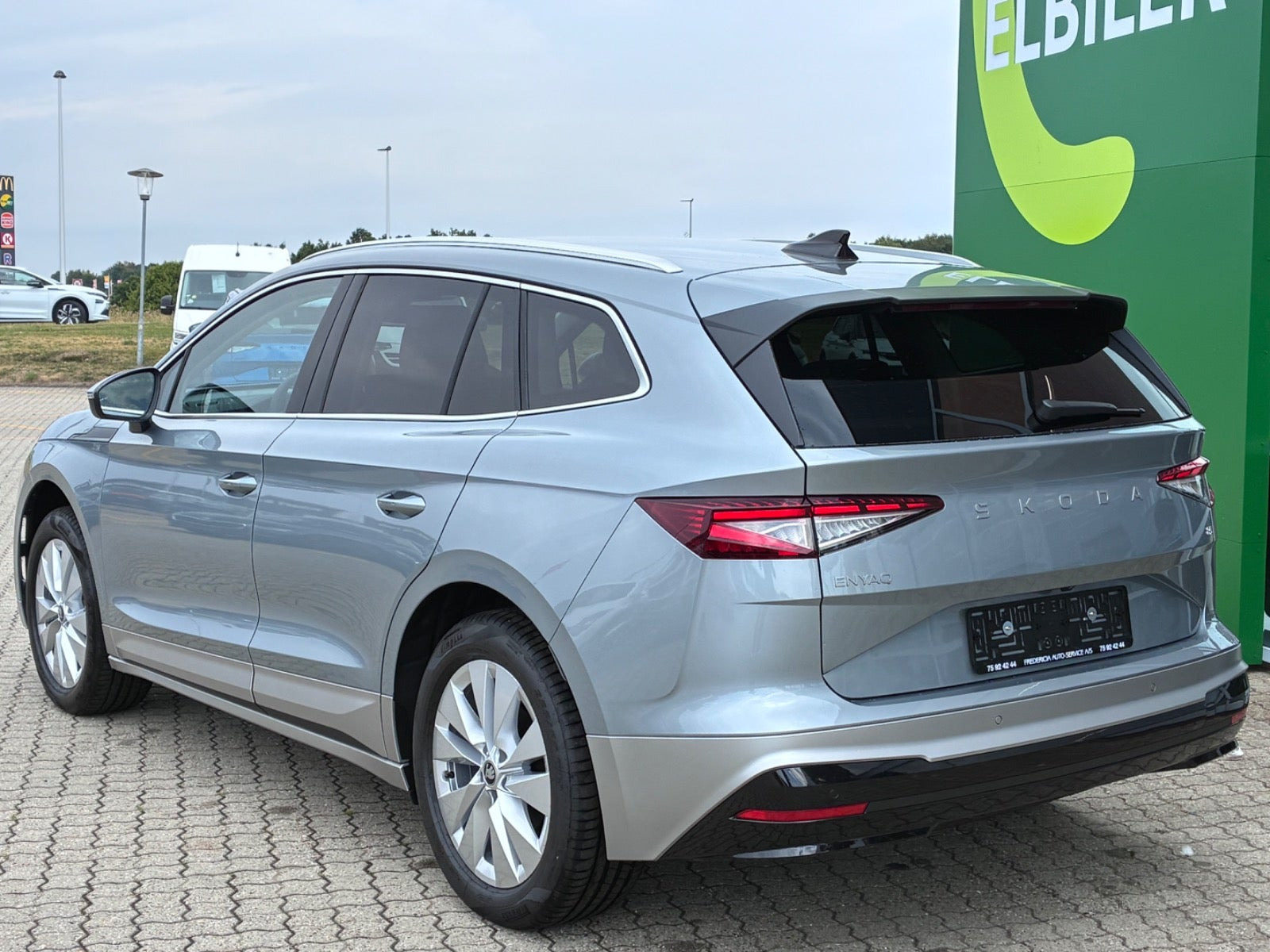 Sølv Skoda Enyaq fra 2027