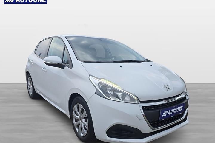 Hvid Peugeot 208 fra 2015