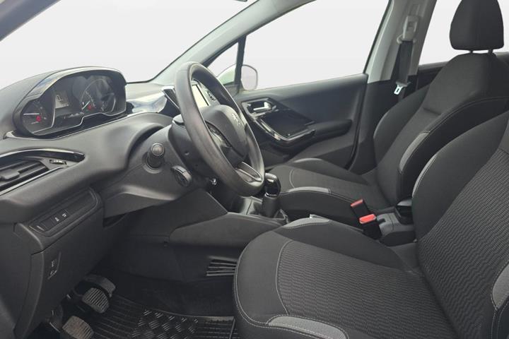 Hvid Peugeot 208 fra 2015