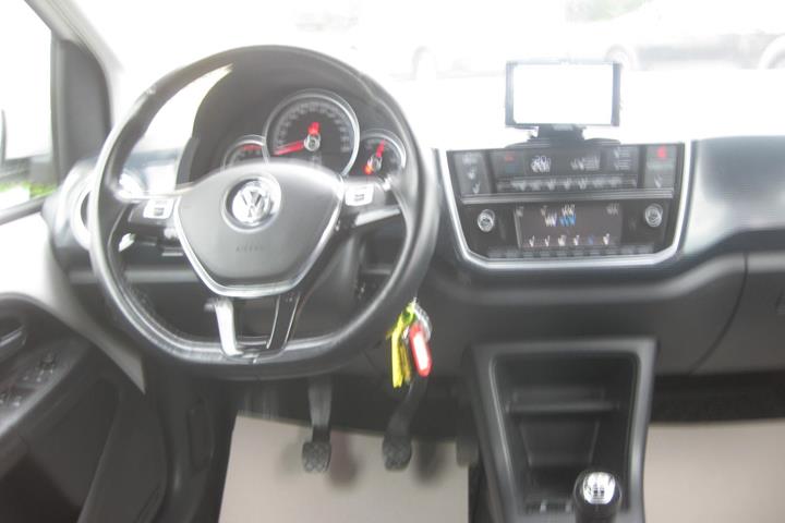 Hvid VW UP! fra 2020