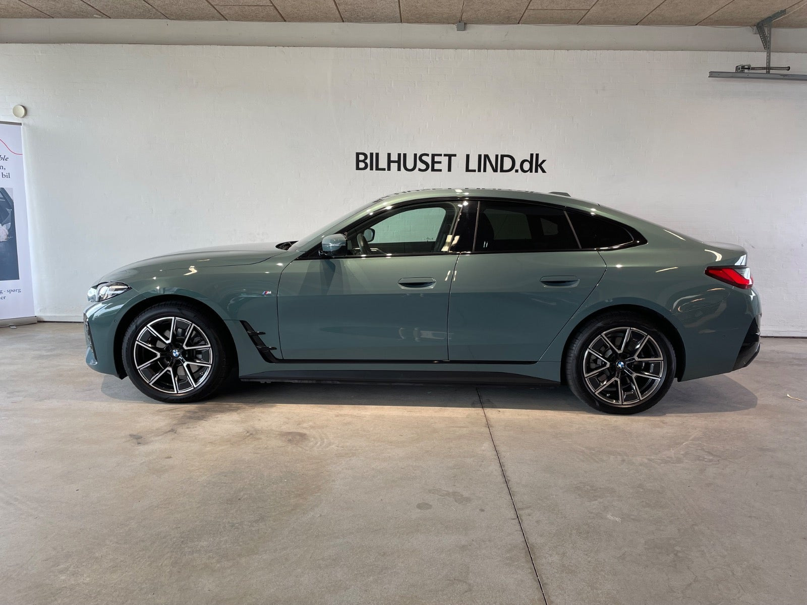 Grøn BMW i4 fra 2025