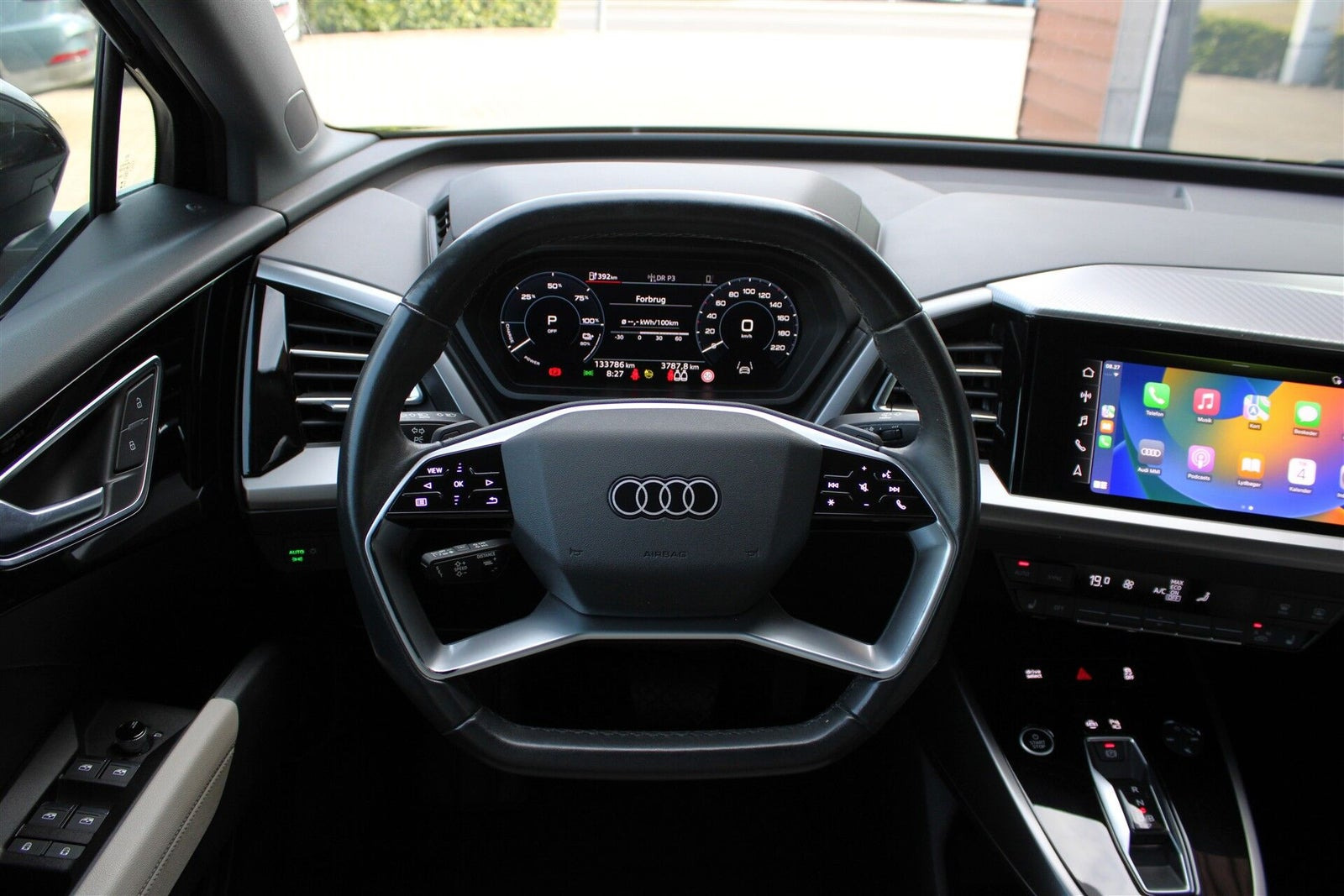 Sort Audi Q4 e-tron fra 2023