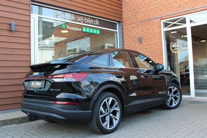 Sort Audi Q4 e-tron fra 2023