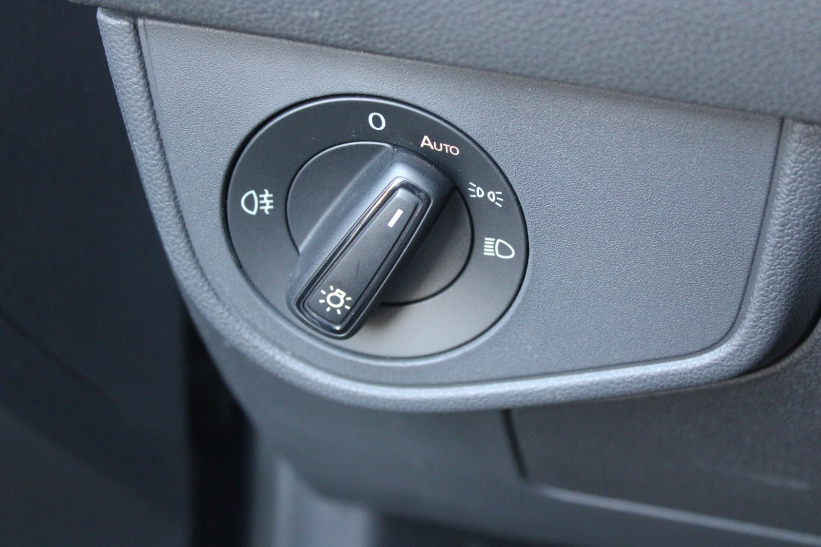 Blå VW Polo fra 2022