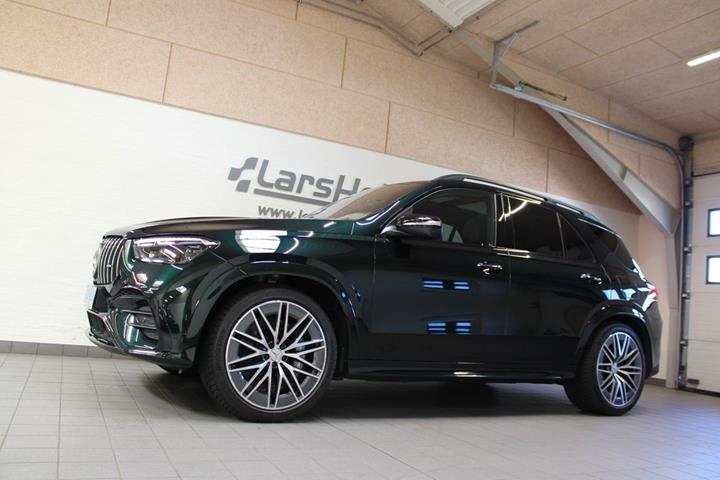 Grøn Mercedes GLE53 fra 2025