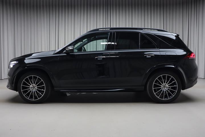 Sort Mercedes GLE350 de fra 2023