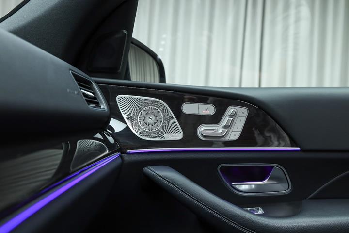 Sort Mercedes GLE350 de fra 2023
