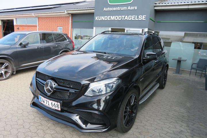 Sort Mercedes GLE63 fra 2018