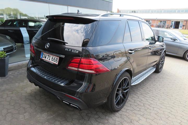 Sort Mercedes GLE63 fra 2018