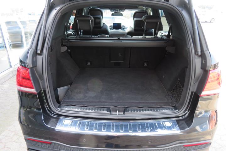 Sort Mercedes GLE63 fra 2018