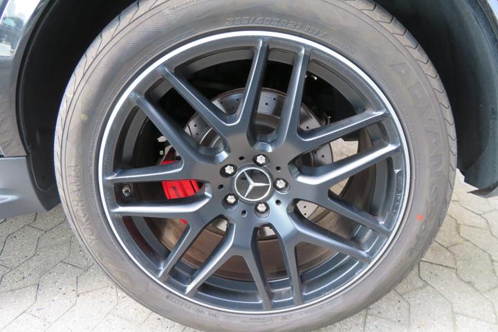 Sort Mercedes GLE63 fra 2018