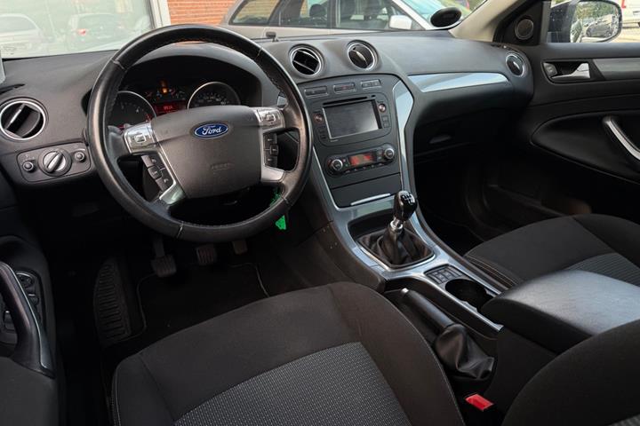 undefined Ford Mondeo fra 2011