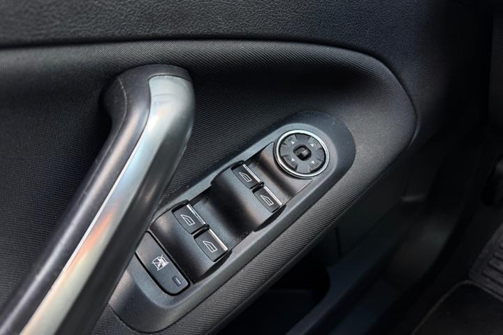 undefined Ford Mondeo fra 2011